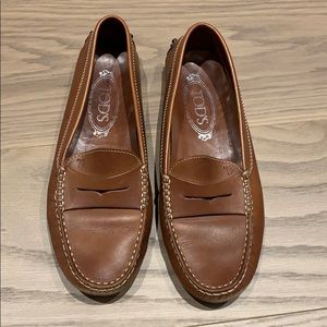Tod’s Gommino driving shoes in brown leather